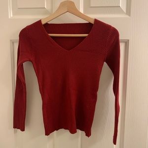red knitted top